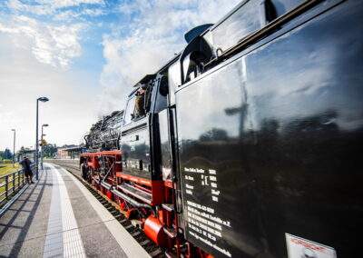 Nostalgische Eisenbahnromantik mit dem Zwergen-Express