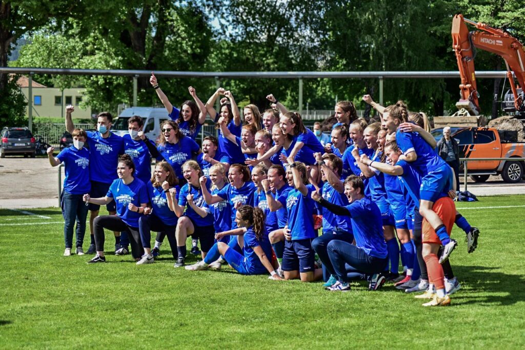 ERSTKLASSIG!!! Die FCC Frauen spielen in der 1. LIGA!